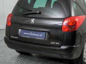 Image 27/46 of Peugeot 207 CC 1.6 VTi (2009)