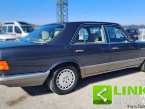 Image 10/10 of Mercedes-Benz 300 SEL (1990)