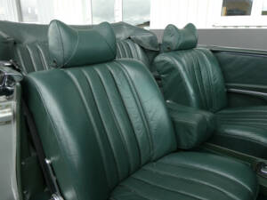 Image 14/31 of Mercedes-Benz 280 SE 3,5 (1970)