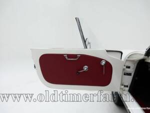 Image 18/30 de Alfa Romeo Giulia 1600 Spider Veloce (1965)