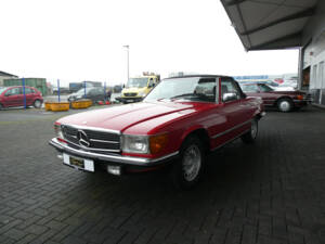 Image 3/28 of Mercedes-Benz 280 SL (1982)