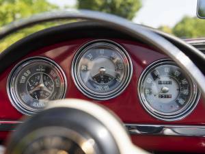 Image 24/34 of Alfa Romeo Giulietta Spider (1960)