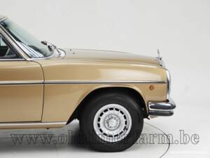 Image 10/15 de Mercedes-Benz 250 CE (1969)