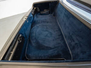 Immagine 10/33 di Mercedes-Benz 500 SL (1985)