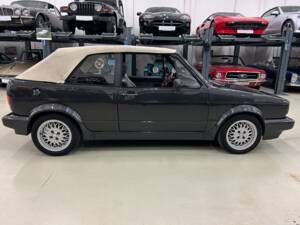 Bild 22/35 von Volkswagen Golf Mk I Convertible 1.8 (1990)