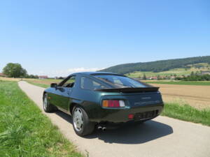 Afbeelding 2/18 van Porsche 928 S (1986)