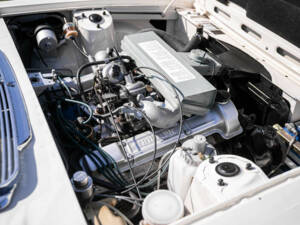 Image 3/47 of Triumph Stag (1975)