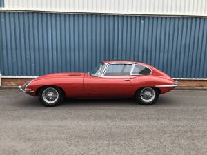 Bild 1/9 von Jaguar Type E (2+2) (1966)