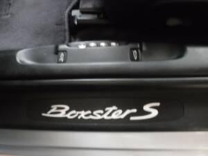 Image 6/48 of Porsche Boxster S (2001)