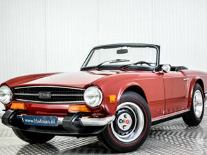 Image 18/50 de Triumph TR 6 (1974)