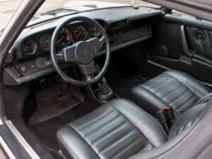 Afbeelding 9/36 van Porsche 911 Carrera 3.2 (1984)