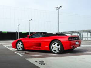 Image 2/43 of Ferrari 348 Spider (1995)