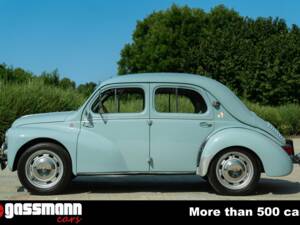 Image 5/15 of Renault 4 CV (1957)