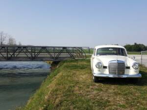 Afbeelding 10/12 van Mercedes-Benz 190 (1959)