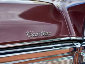 Bild 28/200 von Cadillac Coupe DeVille (1968)