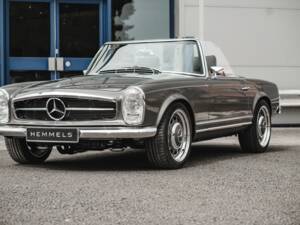 Image 7/12 of Mercedes-Benz 280 SL (1968)