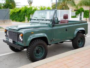 Bild 24/37 von Land Rover 90 (1987)