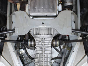 Image 66/66 of DeLorean DMC-12 (1981)