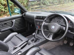 Afbeelding 8/19 van BMW 318i (1991)
