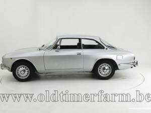 Bild 8/15 von Alfa Romeo 1750 GT Veloce (1971)