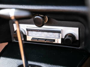 Bild 27/32 von Jaguar E-Type V12 (1973)
