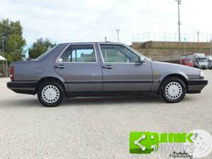 Bild 6/10 von Lancia Thema I.E. (1990)