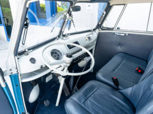 Image 36/89 of Volkswagen T1 Samba (1966)