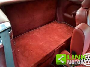 Bild 9/10 von Mercedes-Benz 560 SL (1986)