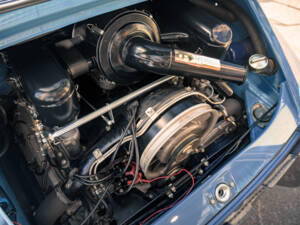 Image 40/49 of Porsche 911 2.0 (1964)