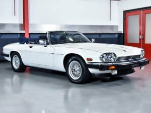 Image 1/7 of Jaguar XJS 5.3 V12 (1989)