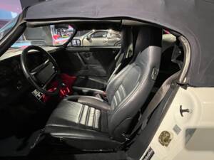 Imagen 4/4 de Porsche 911 Speedster 3.2 (1989)