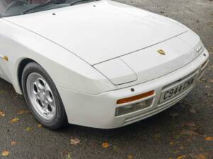 Bild 30/41 von Porsche 944 Turbo (1986)