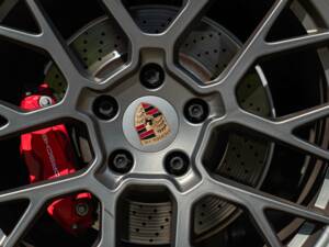 Image 35/50 of Porsche 911 Carrera 4S (2019)