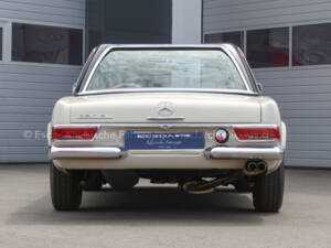 Imagen 20/24 de Mercedes-Benz 230 SL (1964)