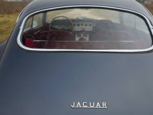 Immagine 38/39 di Jaguar E-Type 3.8 (1962)