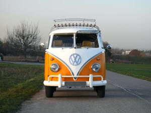 Bild 3/26 von Volkswagen T1 Brasil &quot;Samba&quot; (1975)