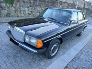 Afbeelding 1/40 van Mercedes-Benz 240 D (1982)