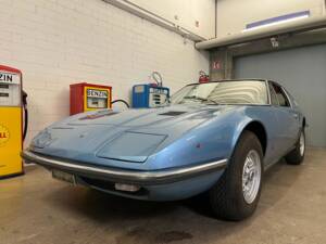 Image 2/16 of Maserati Indy 4200 (1970)
