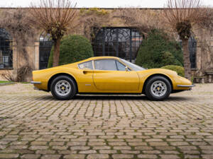 Image 4/25 of Ferrari Dino 246 GT (1970)