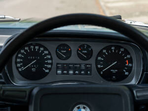 Afbeelding 16/29 van BMW 3,3 L (1975)