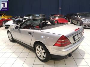 Image 5/59 of Mercedes-Benz SLK 200 Kompressor (1997)