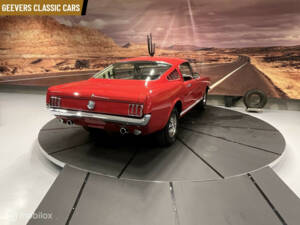 Image 16/50 of Ford Mustang 289 (1966)