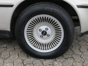 Image 46/92 of DeLorean DMC-12 (1982)