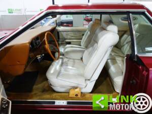 Image 7/10 de Lincoln Continental Mark V (1977)