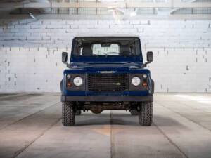 Afbeelding 3/86 van Land Rover Defender 110 Td5 (1999)