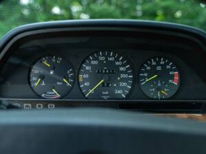 Image 43/50 de Mercedes-Benz 380 SEC (1982)