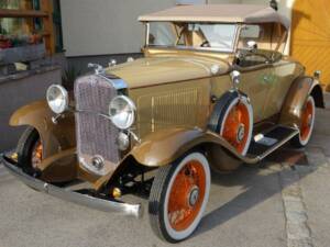 Image 2/18 of Chevrolet Independence (1931)