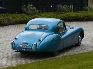 Immagine 2/7 di Jaguar XK 120 FHC (1951)