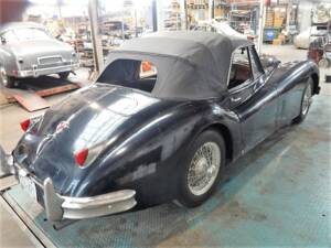 Bild 5/50 von Jaguar XK 140 DHC (1957)