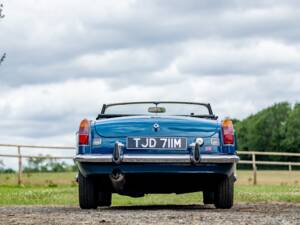 Imagen 9/50 de MG MGB (1973)